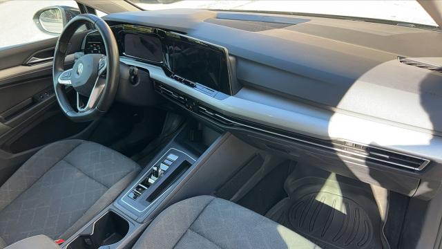 Volkswagen Golf image 2