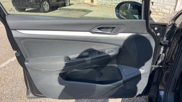Volkswagen Golf image 7