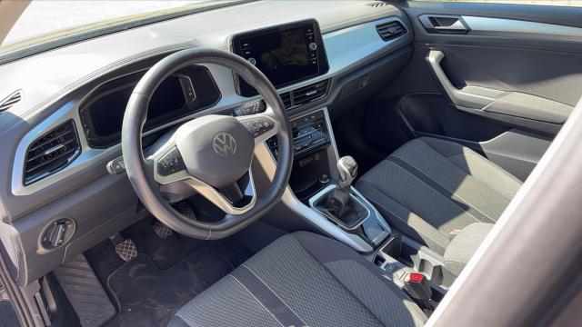 Volkswagen T-Roc image 7