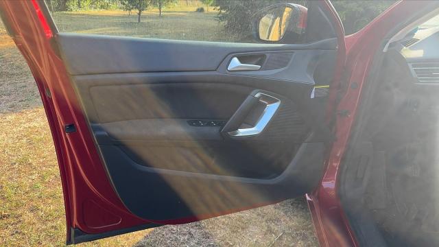 Peugeot 308 image 8