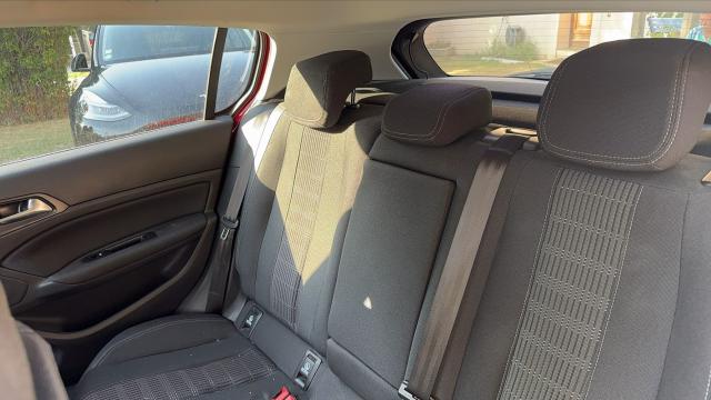 Peugeot 308 image 6