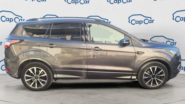 Ford Kuga image 9