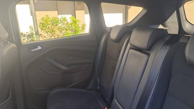 Ford Kuga image 1