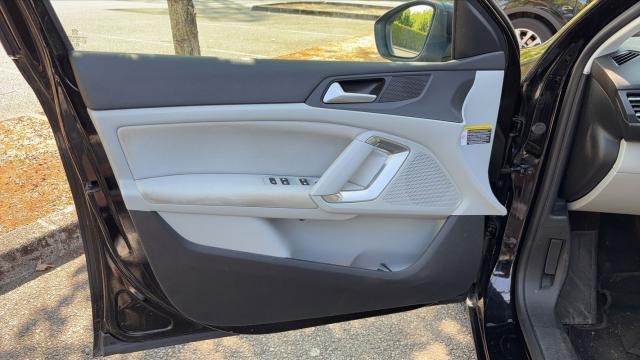 Peugeot 308 image 6