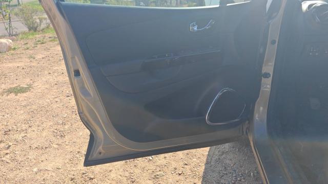 Renault Captur image 2