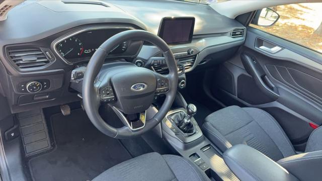 Ford Focus image 5