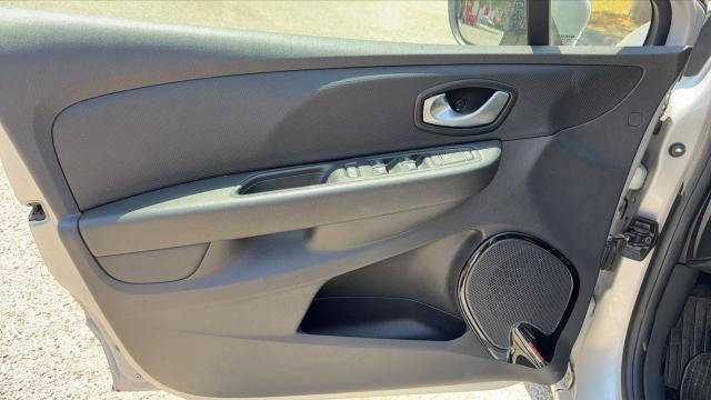 Renault Clio image 9