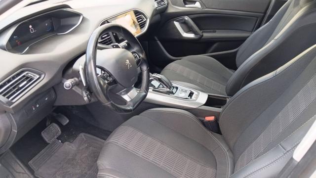 Peugeot 308 image 5