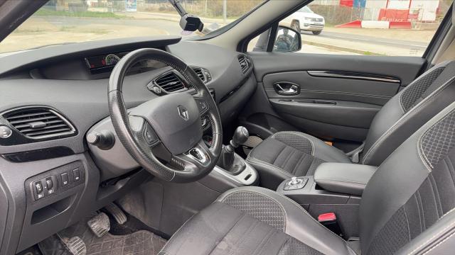 Renault Grand Scénic image 9
