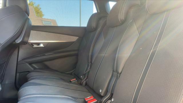 Peugeot 5008 image 6