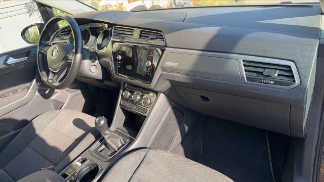 Volkswagen Touran image 6