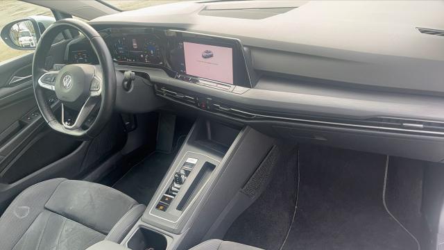 Volkswagen Golf image 8