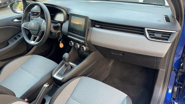 Renault Clio image 9