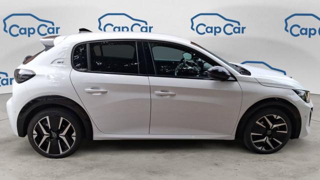 Peugeot 208 image 9