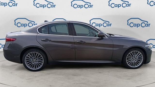 Alfa Romeo Giulia image 4