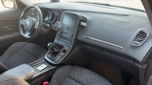 Renault Scénic image 9
