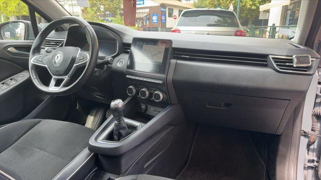 Renault Clio image 9