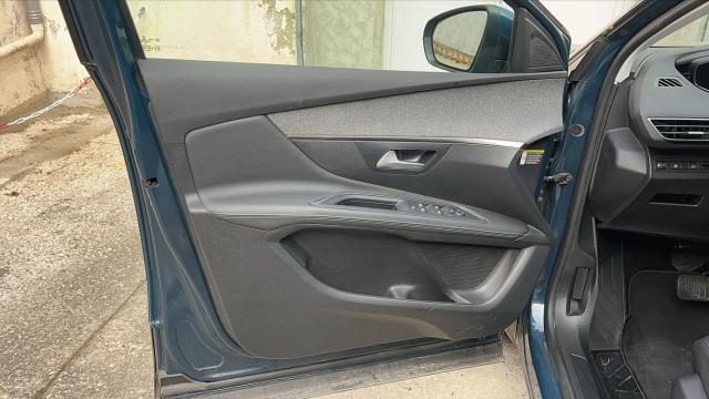 Peugeot 3008 image 5