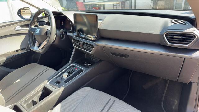 Seat Leon image 1