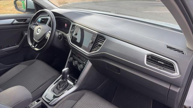 Volkswagen T-Roc image 8