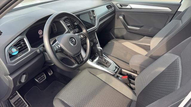 Volkswagen T-Roc image 7