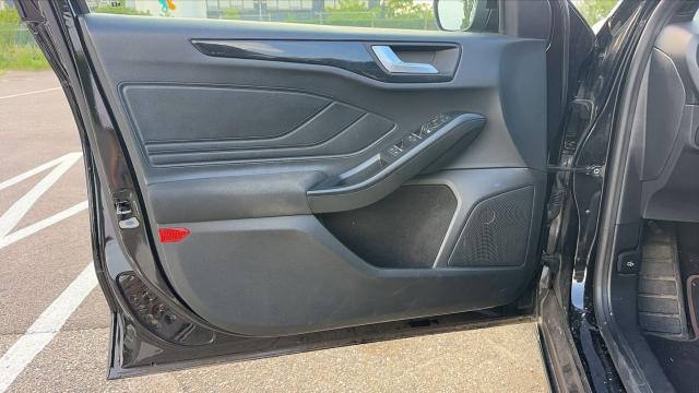 Ford Focus image 3