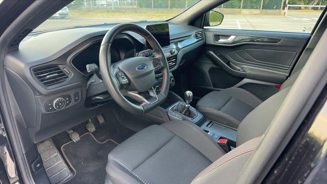 Ford Focus image 4