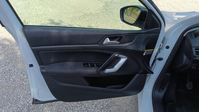Peugeot 308 image 7