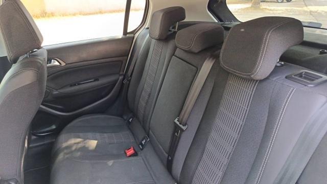 Peugeot 308 image 4