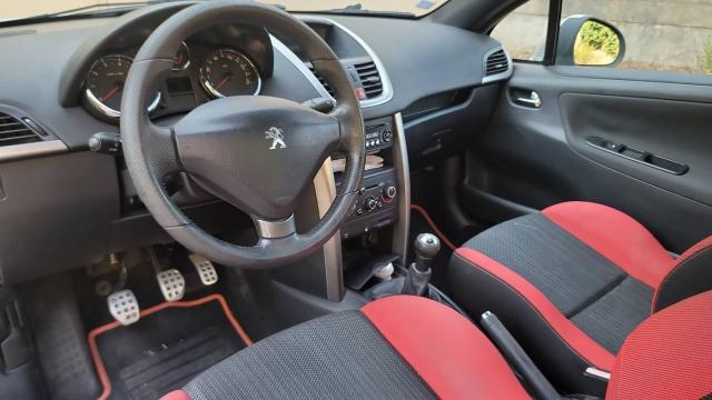 Peugeot 207 Cc image 1