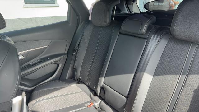 Peugeot 3008 image 7