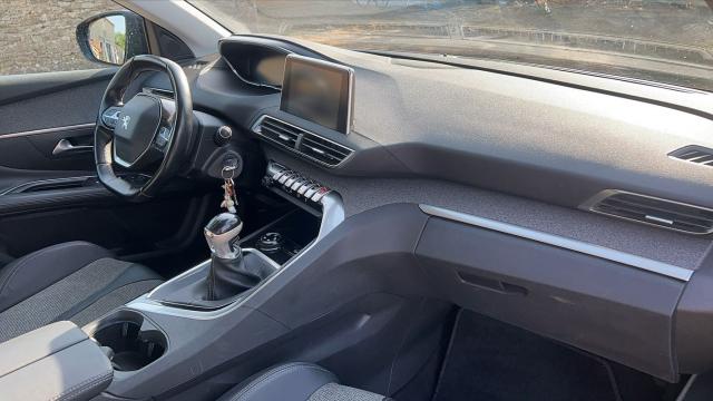 Peugeot 3008 image 6