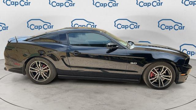 Ford Mustang image 2