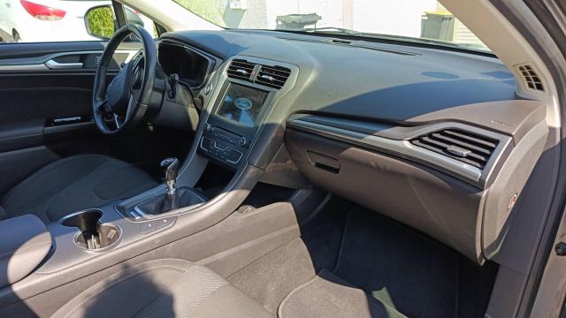 Ford Mondeo image 6