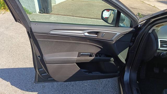 Ford Mondeo image 8