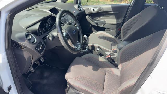 Ford Fiesta image 5