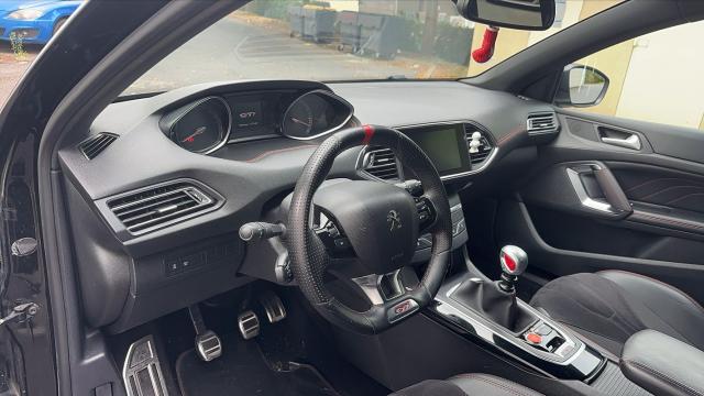 Peugeot 308 image 9
