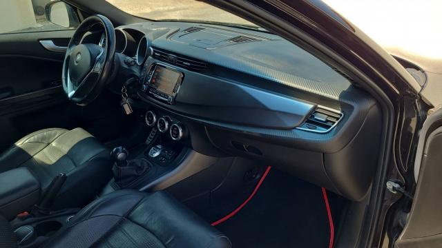 Alfa Romeo Giulietta image 2