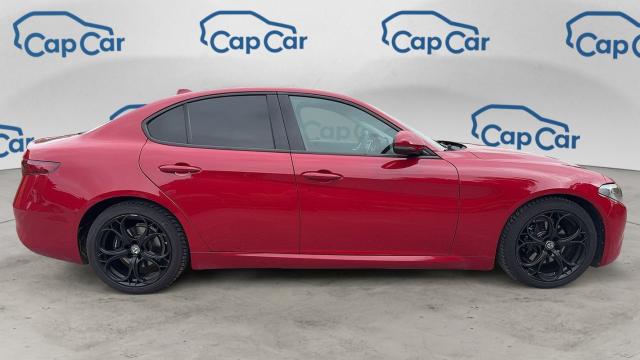 Alfa Romeo Giulia image 5