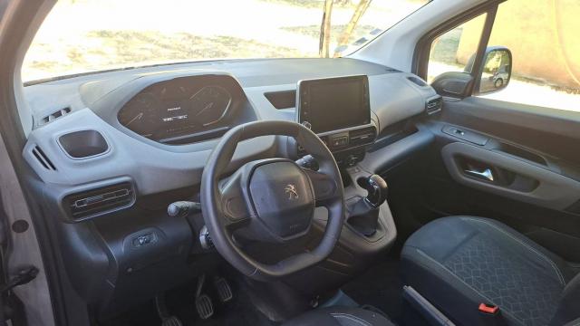 Peugeot Rifter image 5