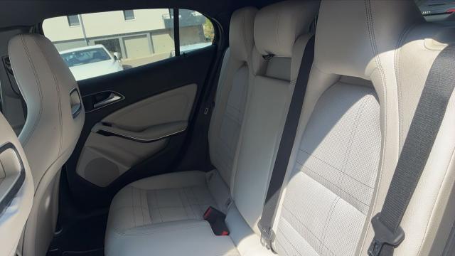 Mercedes Benz Classe Gla image 2