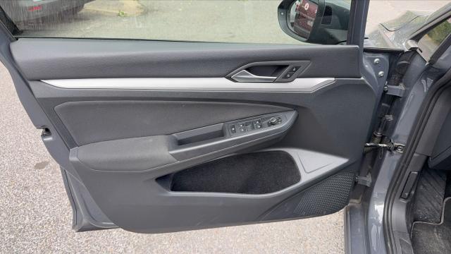 Volkswagen Golf image 6