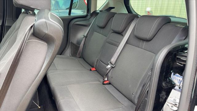 Ford B-Max image 3
