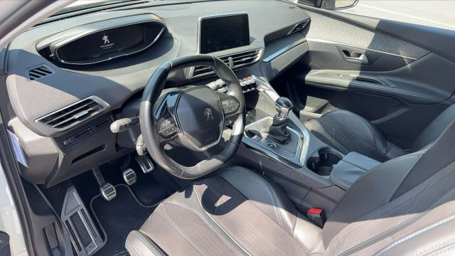 Peugeot 3008 image 8