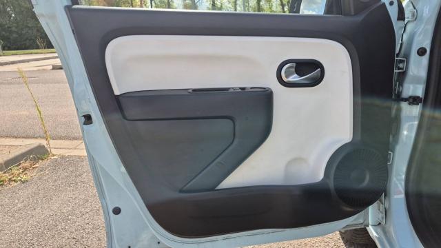Renault Twingo image 2
