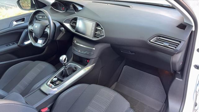 Peugeot 308 image 5