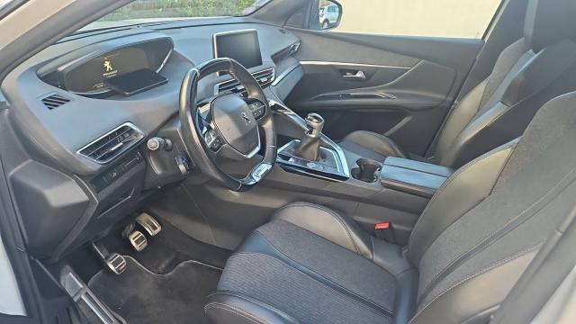 Peugeot 3008 image 7