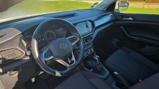 Volkswagen T-Cross image 1