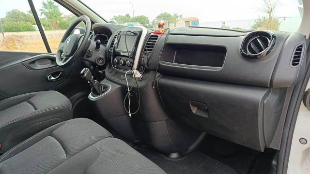 Renault Trafic image 6