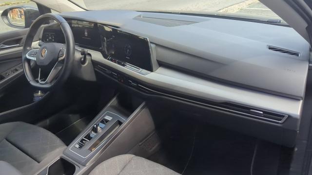 Volkswagen Golf image 9
